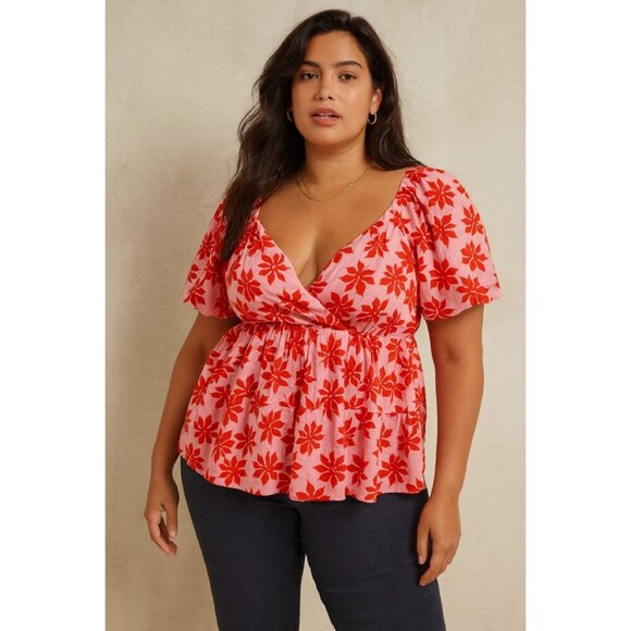 Jun & Ivy Plus Size 2X Pink Floral Top Ruffle Hem Short Sleeve V-Neck Boho - Picture 1 of 10